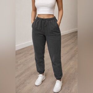 Elwood Women's Gray Joggers
